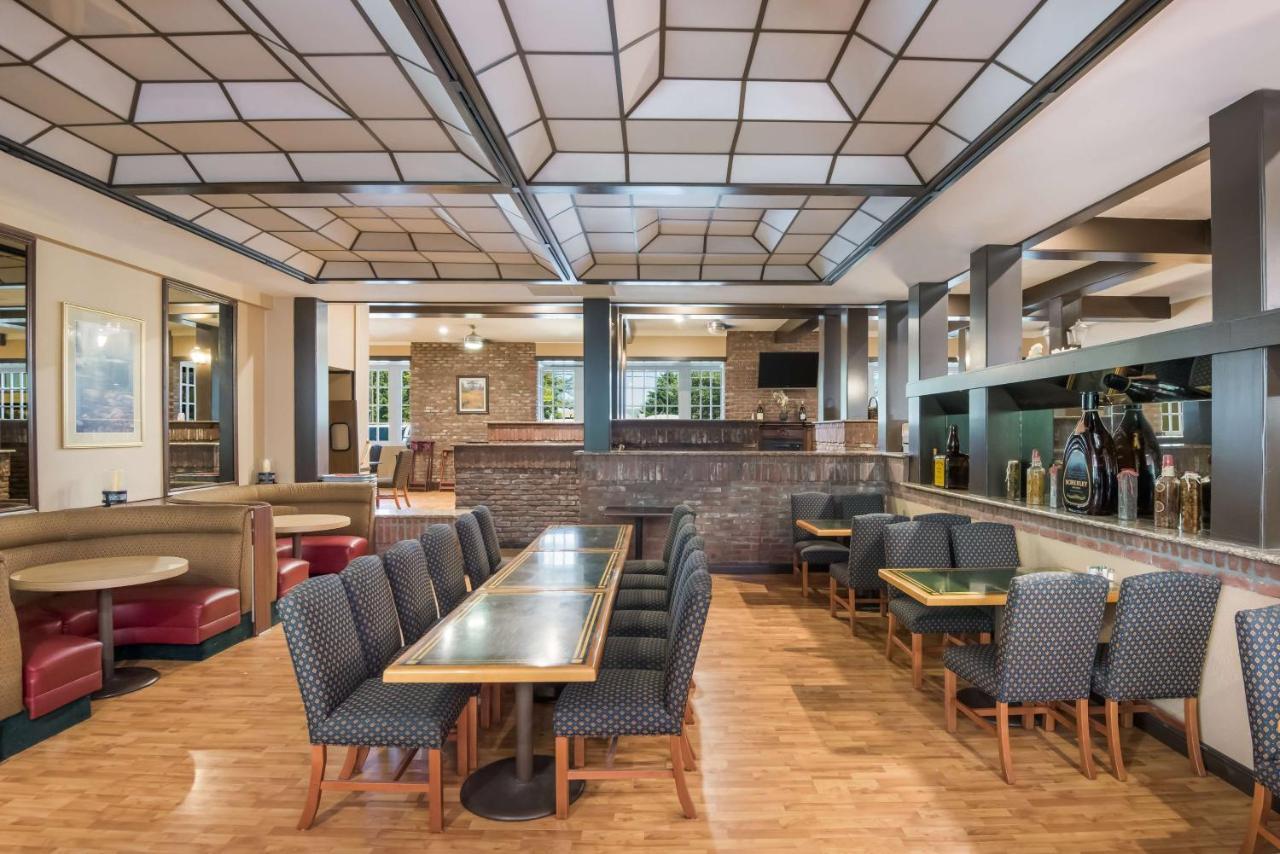 Surestay Plus Hotel By Best Western Reno Airport Exterior photo