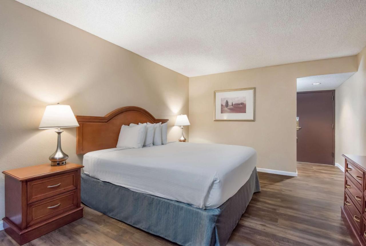 Surestay Plus Hotel By Best Western Reno Airport Exterior photo
