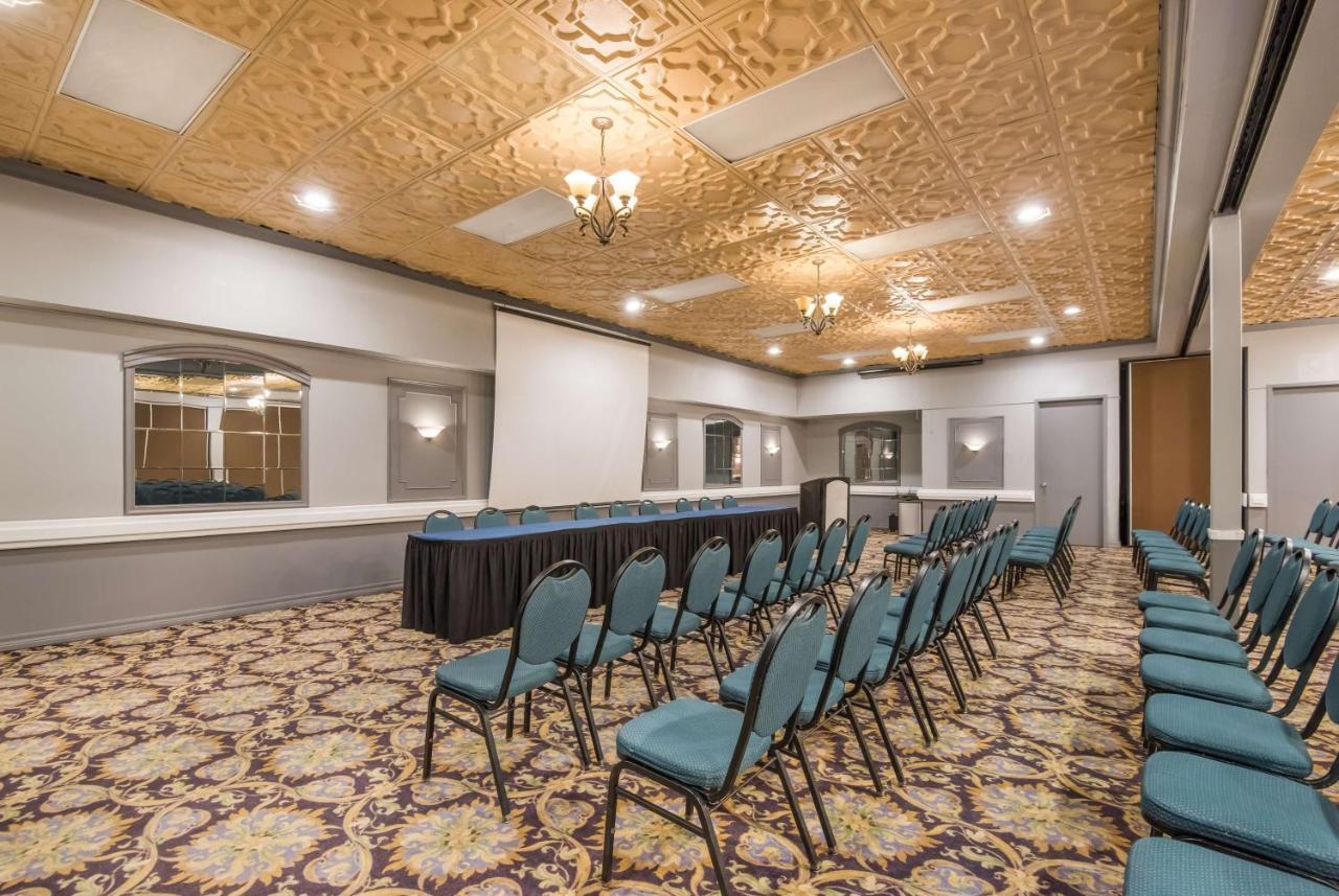 Surestay Plus Hotel By Best Western Reno Airport Exterior photo