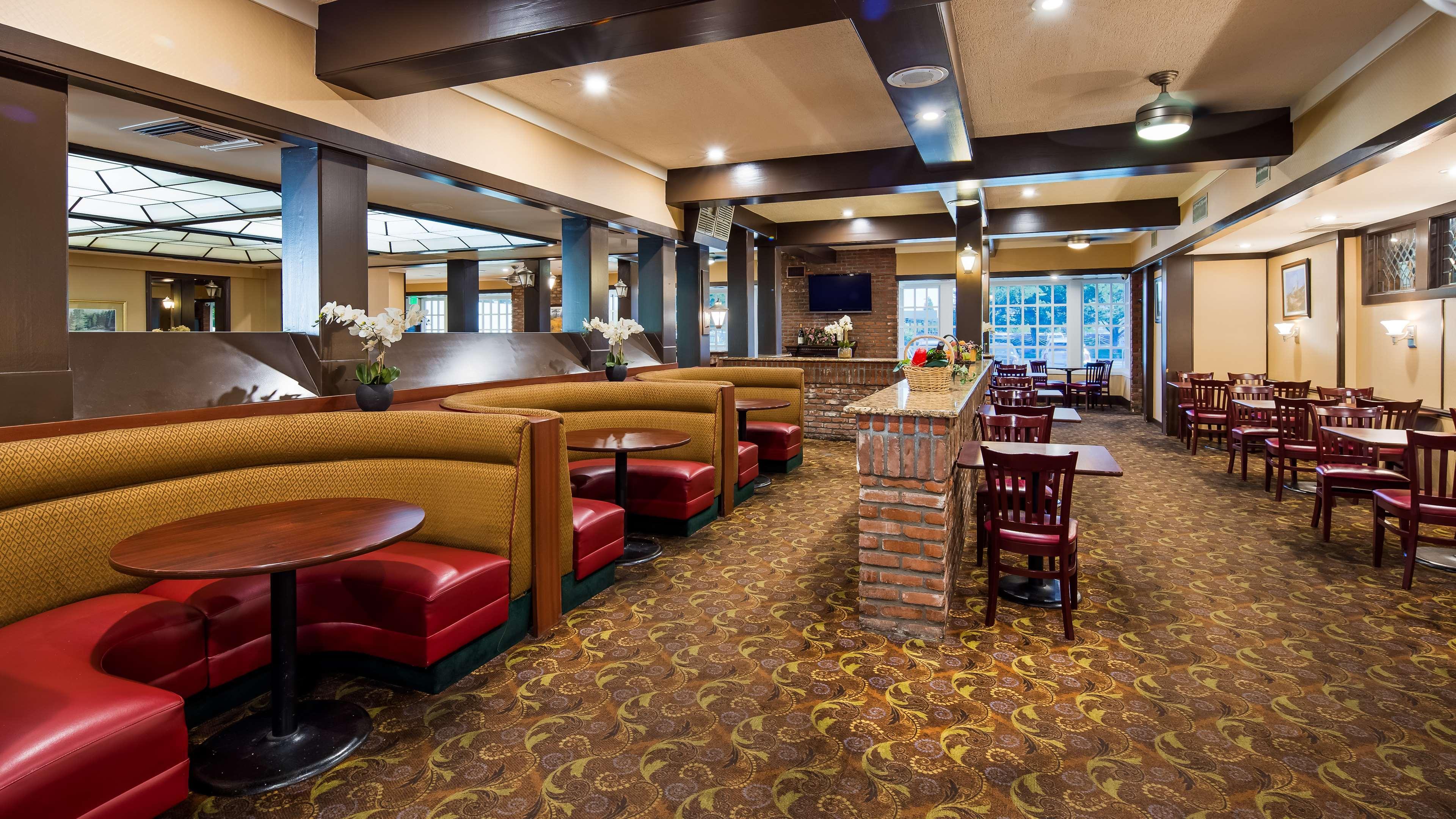 Surestay Plus Hotel By Best Western Reno Airport Exterior photo