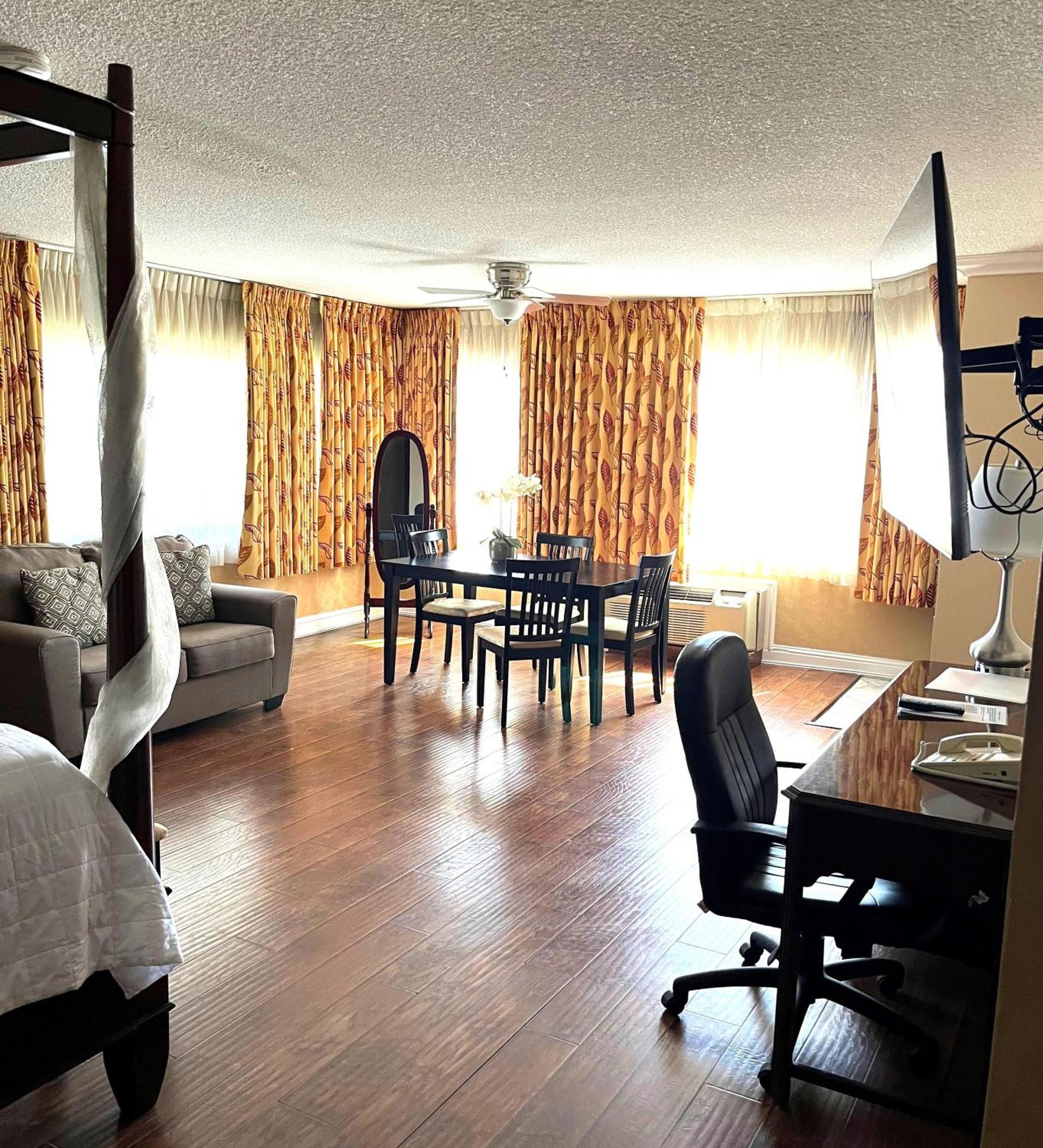 Surestay Plus Hotel By Best Western Reno Airport Exterior photo